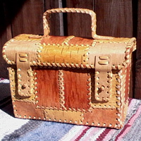 Береста из Пскова - Желтый чемоданчик с можжевеловыми застежками
